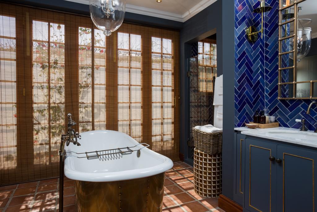 Double Suite - Twyfeling A,1132991166:JPEG