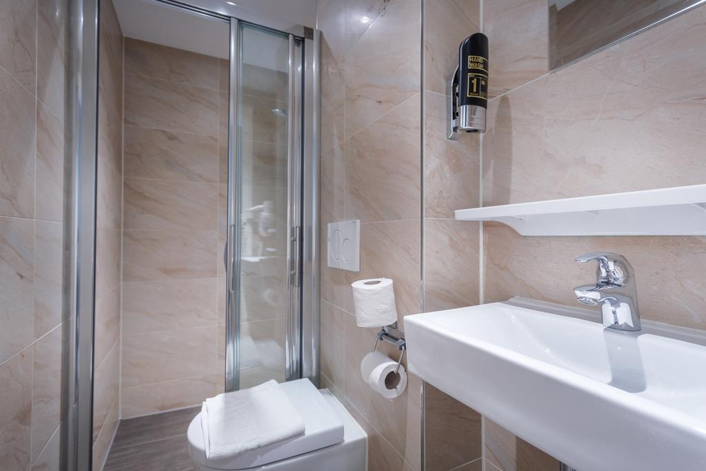 Chambre Simple avec Salle de Bains Privative