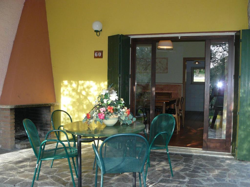 Bungalow (2-5 Adults)