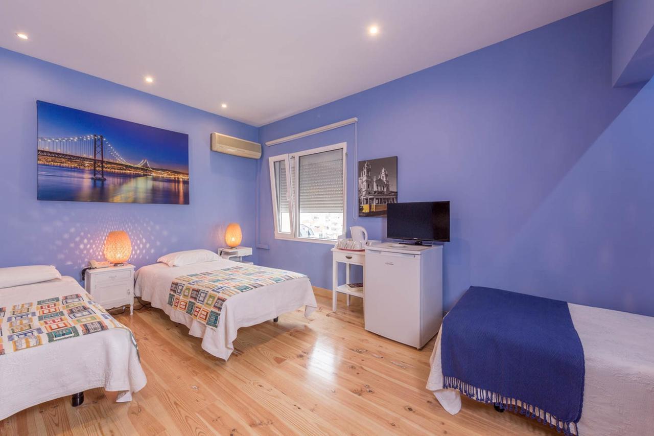 Triple Room with Private Bathroom,893864536:JPEG