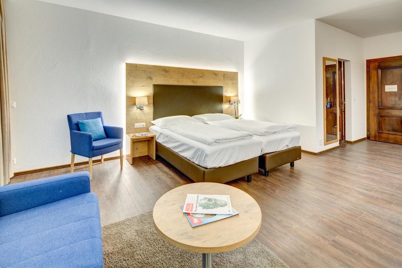 Double Room,699093258:JPEG