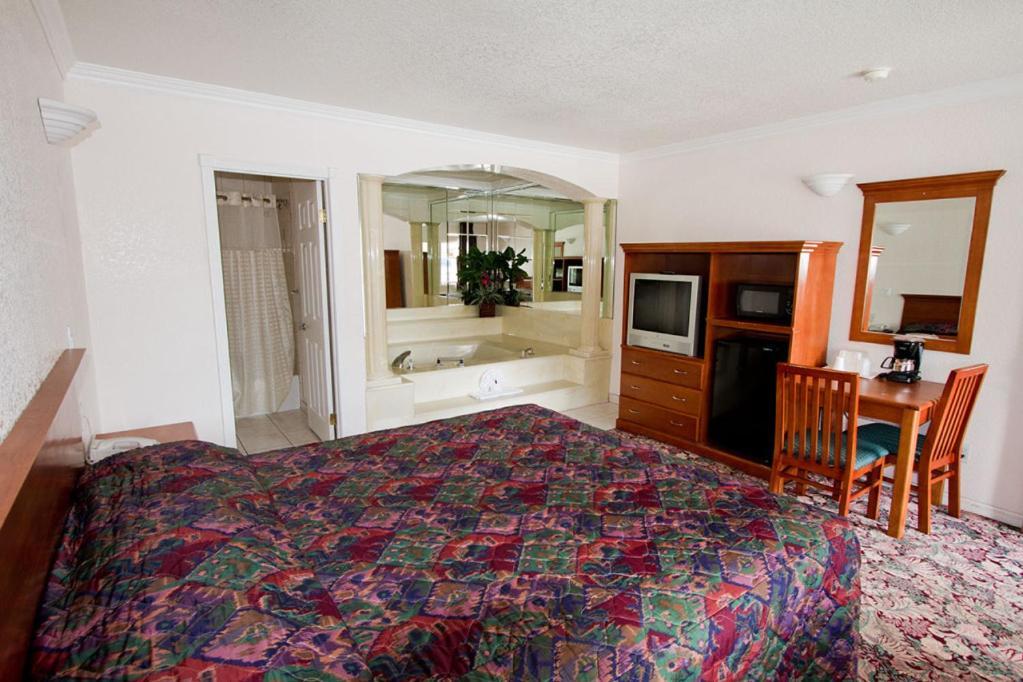 King Room with Spa Bath,114265703:JPEG