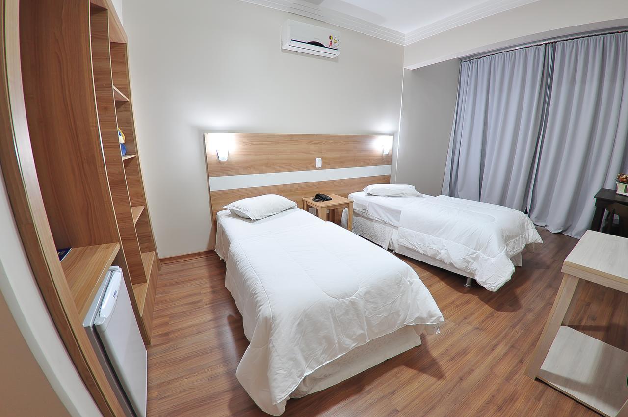 Large Double Room,646029954:JPEG