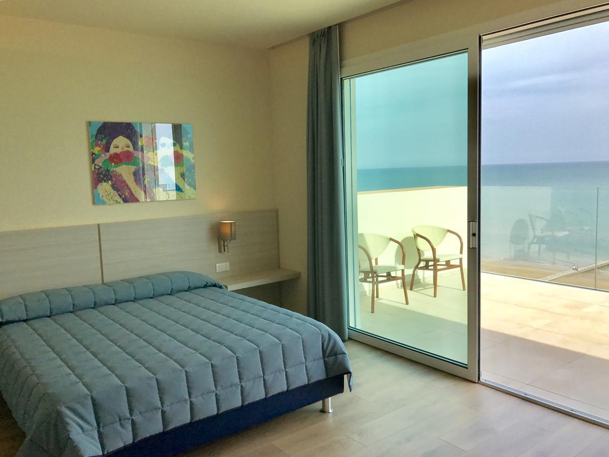 Deluxe Doppel-/Zweibettzimmer mit Meerblick