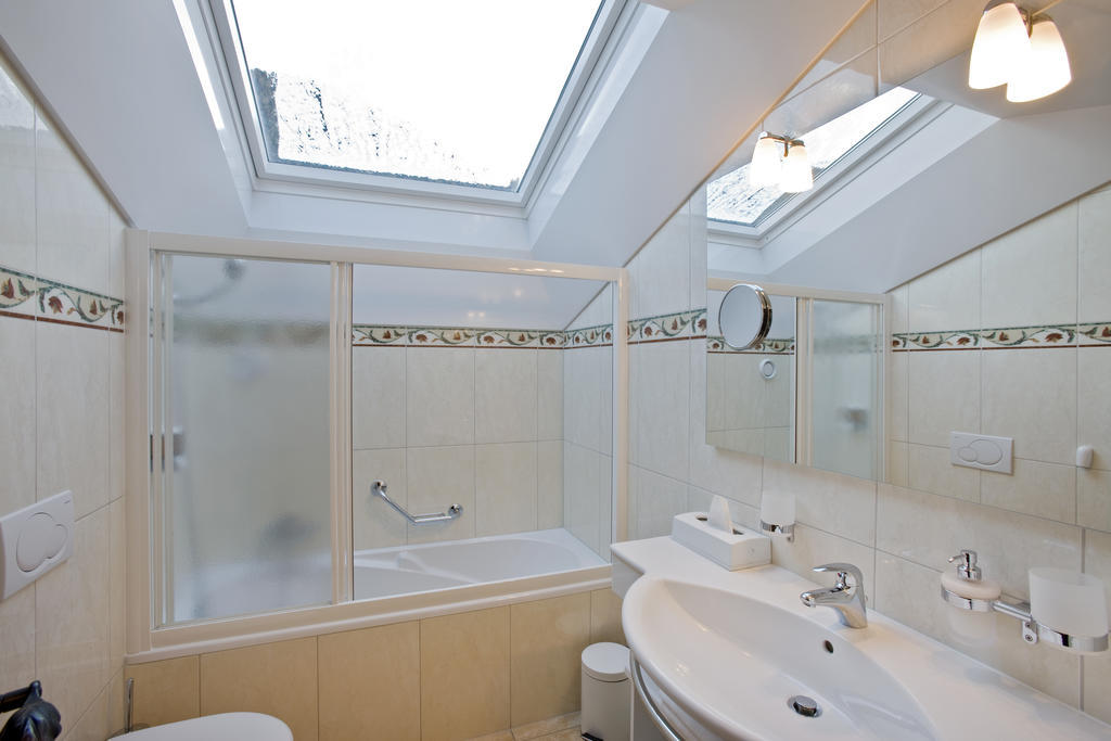 Twin Room with Matterhorn View