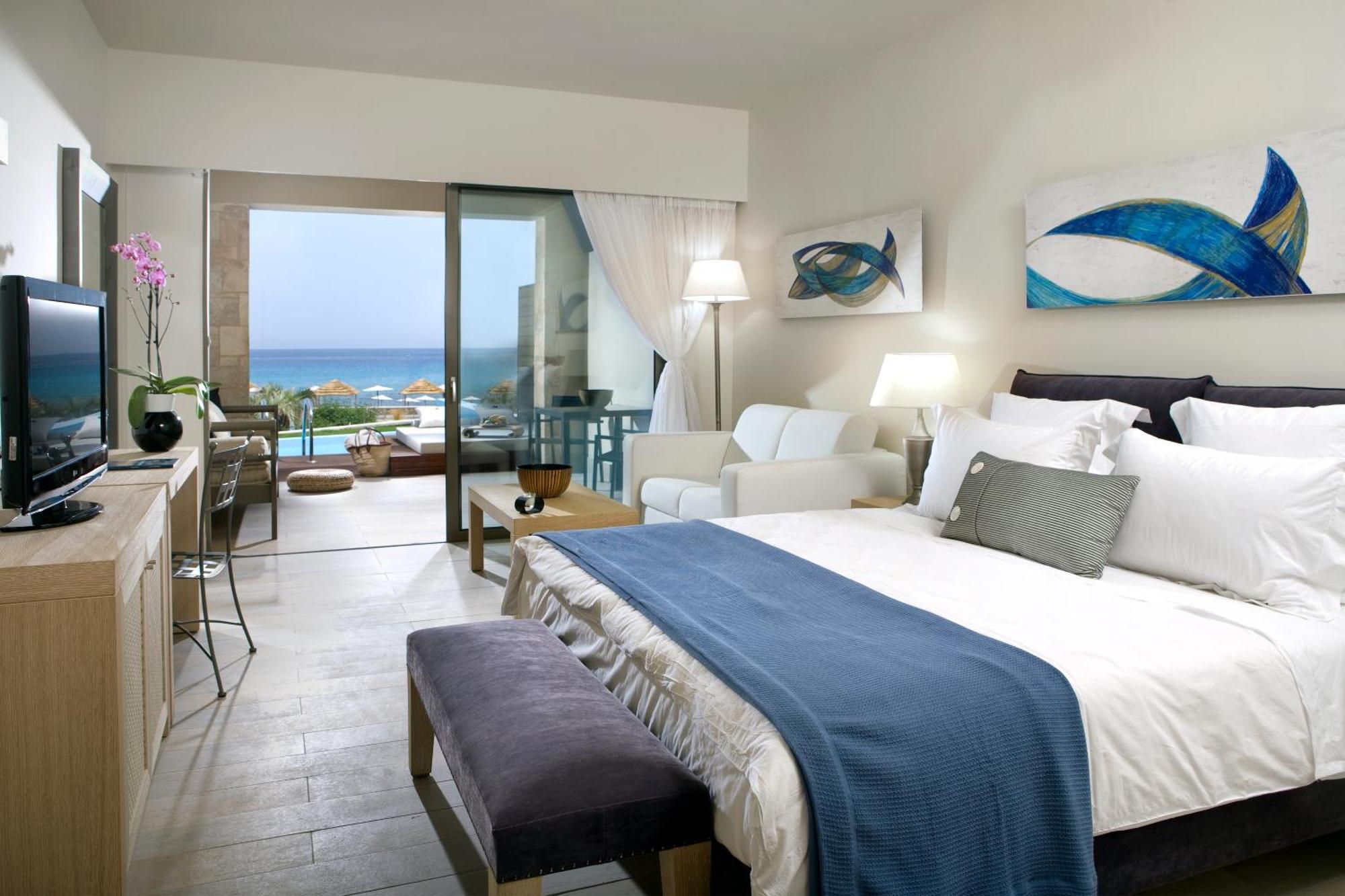 Suite with Private Pool and Sea Front View,917075350:JPEG