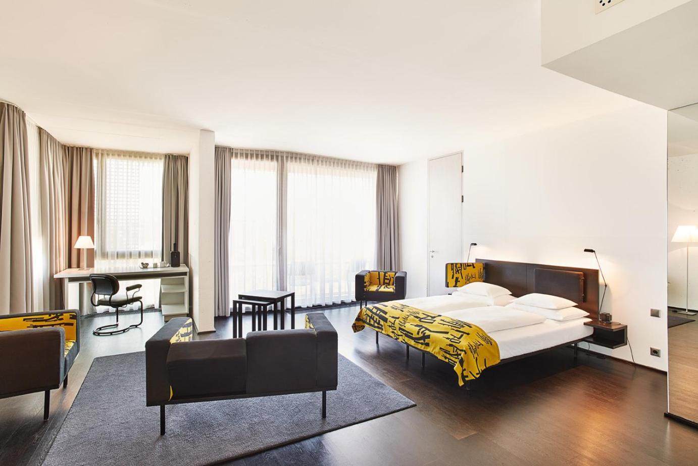 Junior Suite,689568786:JPEG