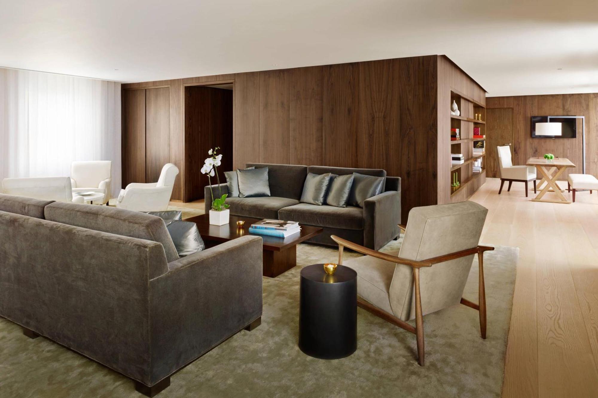 One-Bedroom Penthouse King Suite with City view