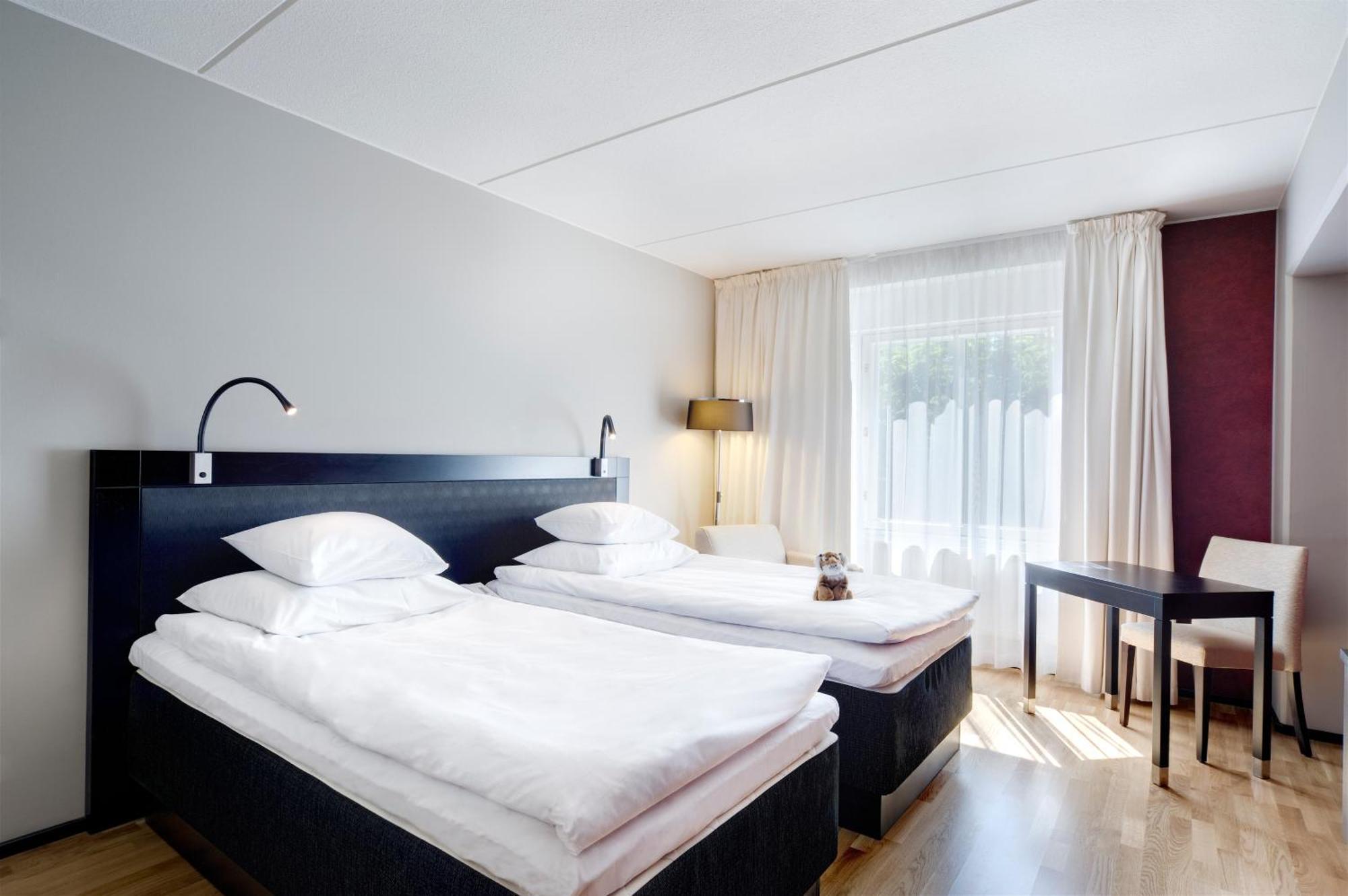 Standaard Tweepersoonskamer met 2 Aparte Bedden