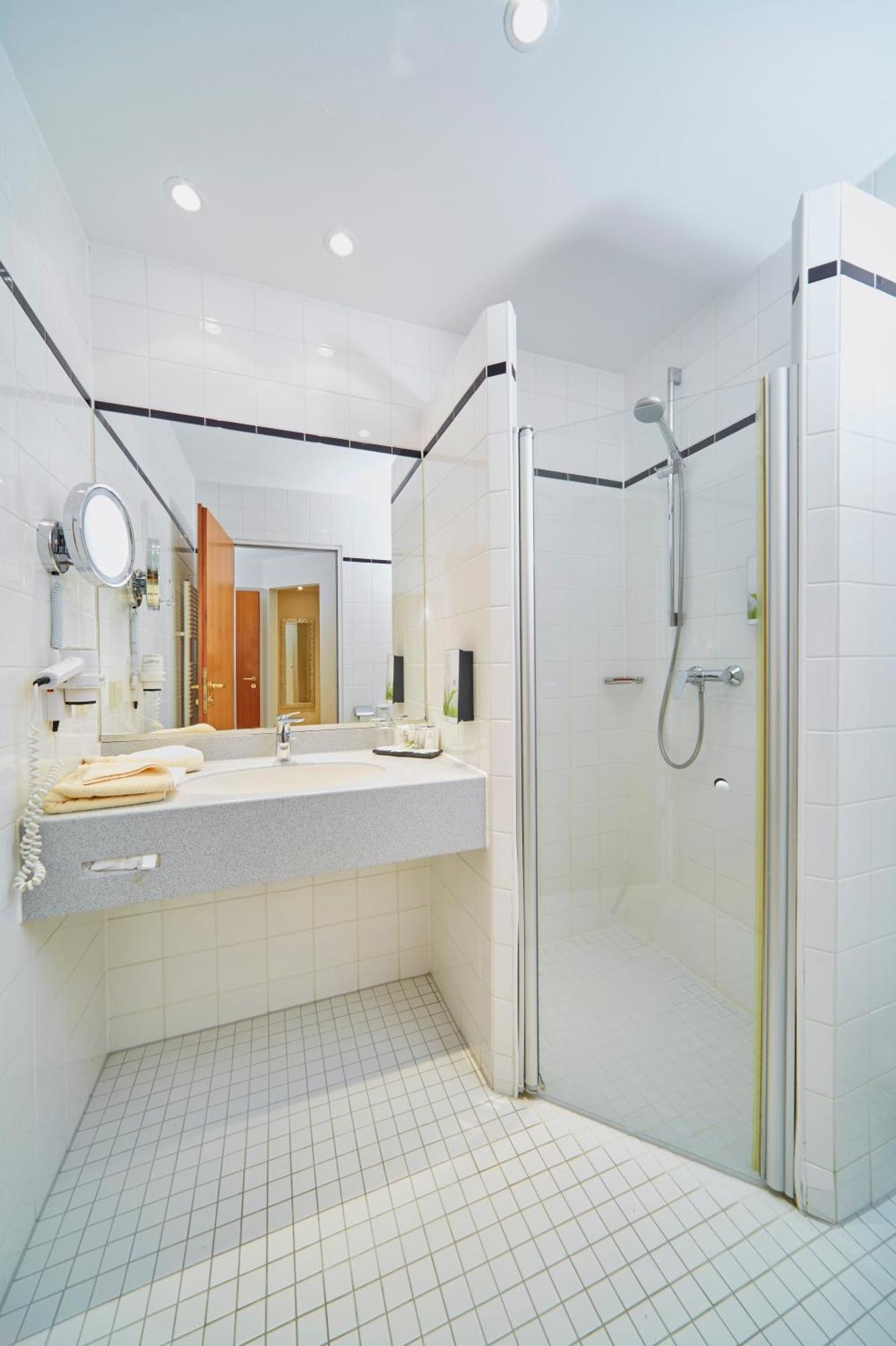 Standard Single Room,1182155413:JPEG