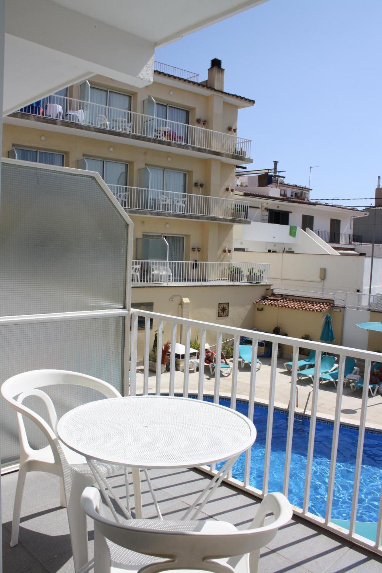 Chambre Double ou Lits Jumeaux avec Balcon