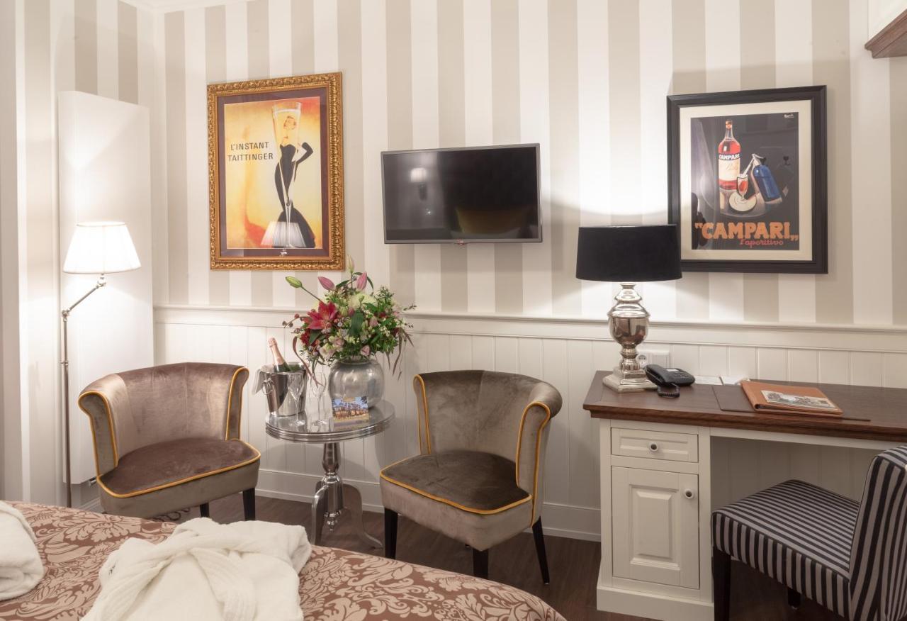 Belle Epoque Double Room