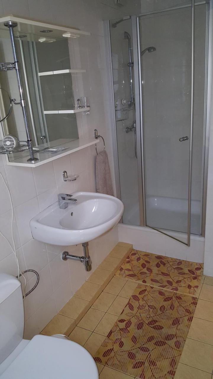 Zweibettzimmer