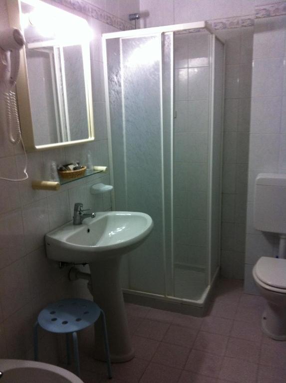 Double Room with Pool View,191449144:JPEG