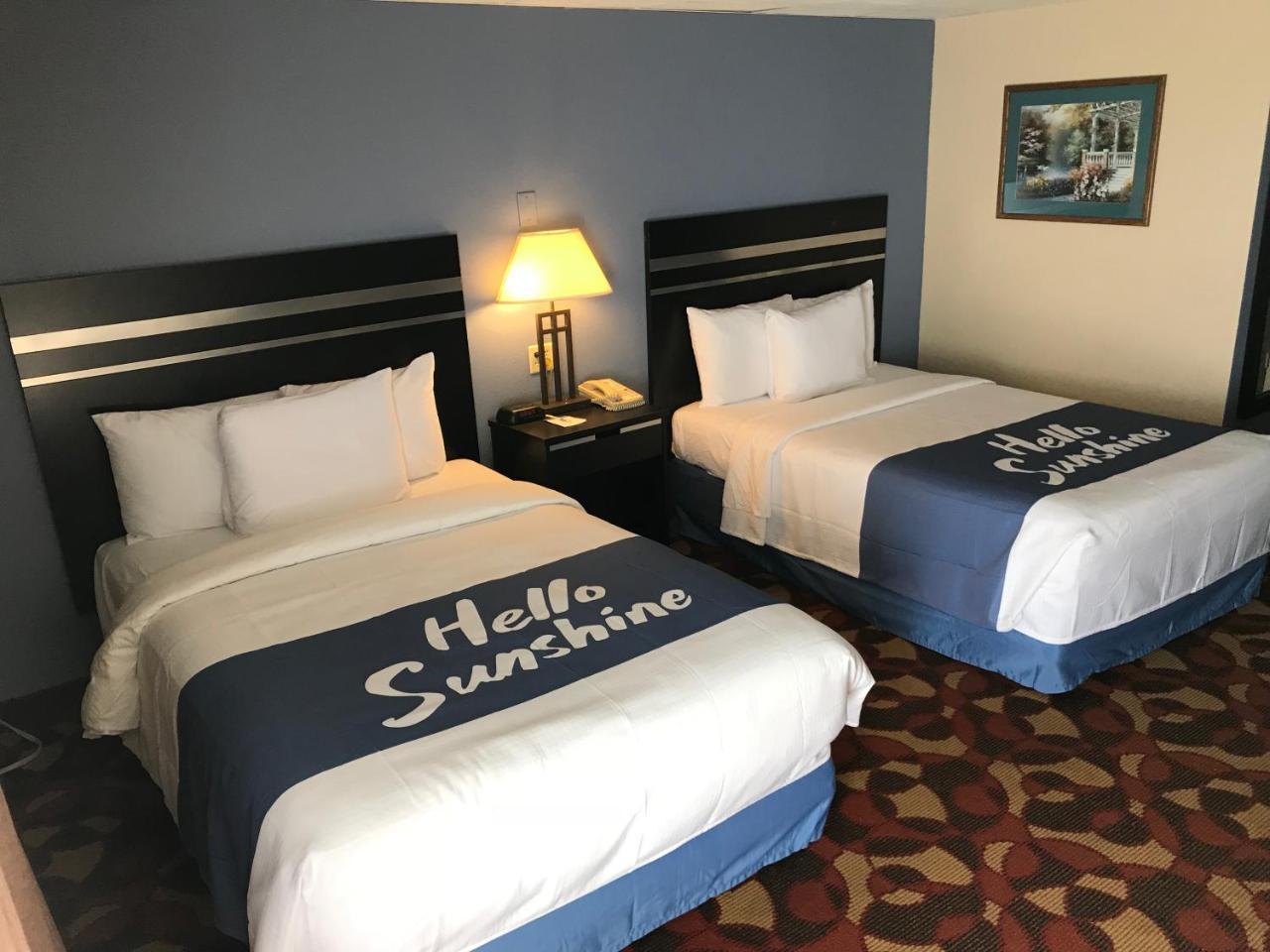 Queen Room with Two Queen Beds - Mobility Access/Non-Smoking,1217646814:JPEG