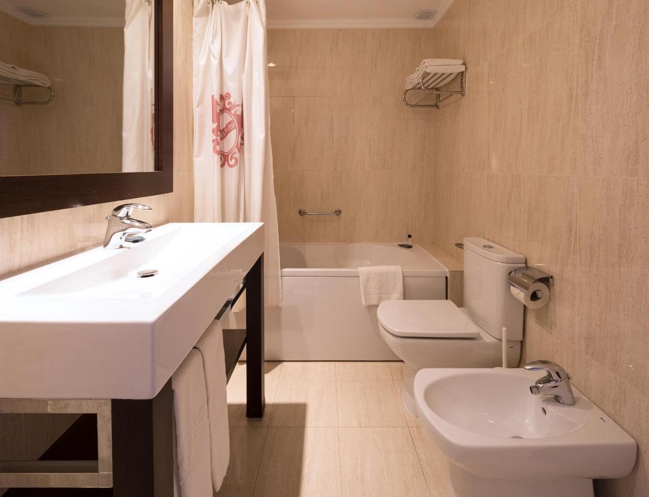 Apartamento de 1 dormitorio con vistas al mar