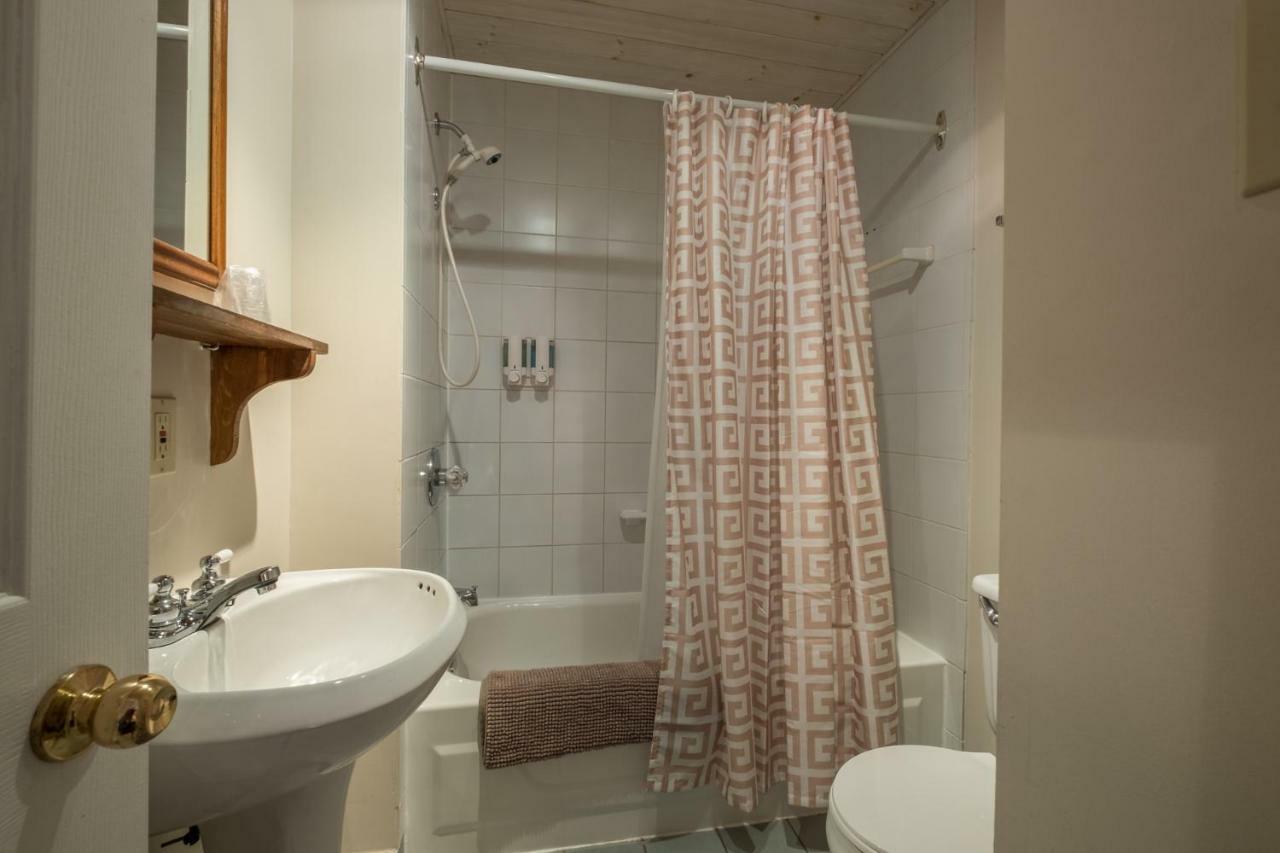 Double Room,786051660:JPEG