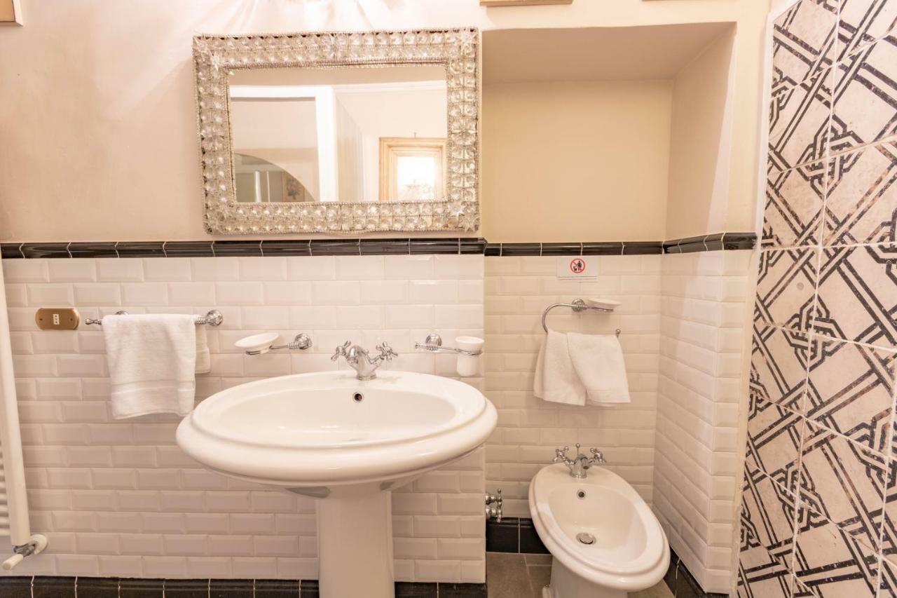 Mirror Suite,790606233:JPEG