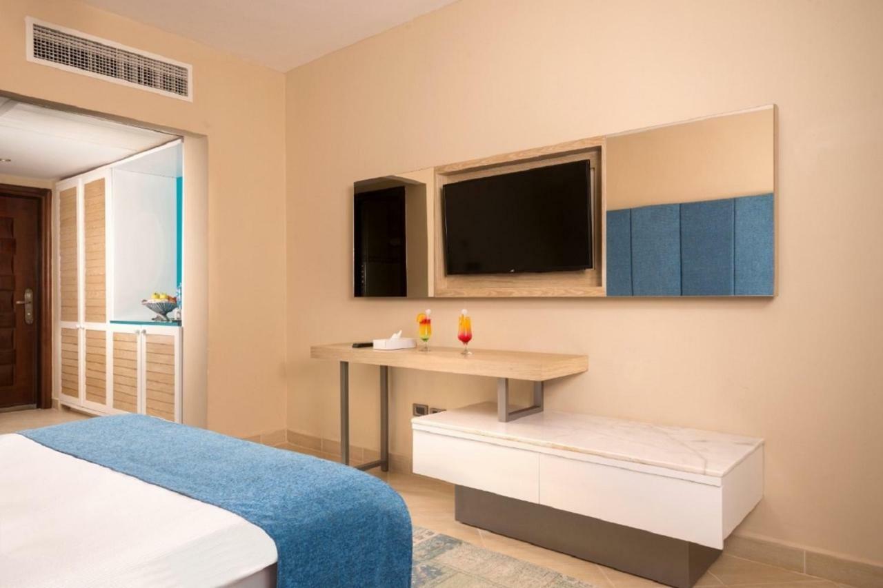 Chambre Double Supérieure - Vue sur Jardin et Promenade