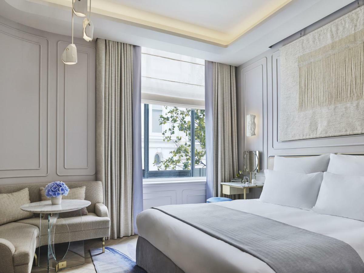 Superior Zimmer mit Kingsize-Bett