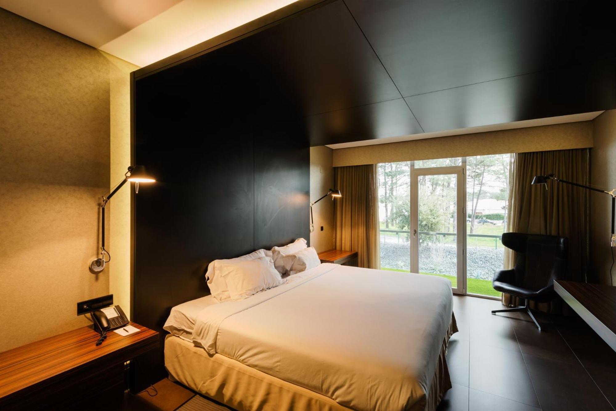 Quarto Duplo ou Twin com Vista Piscina