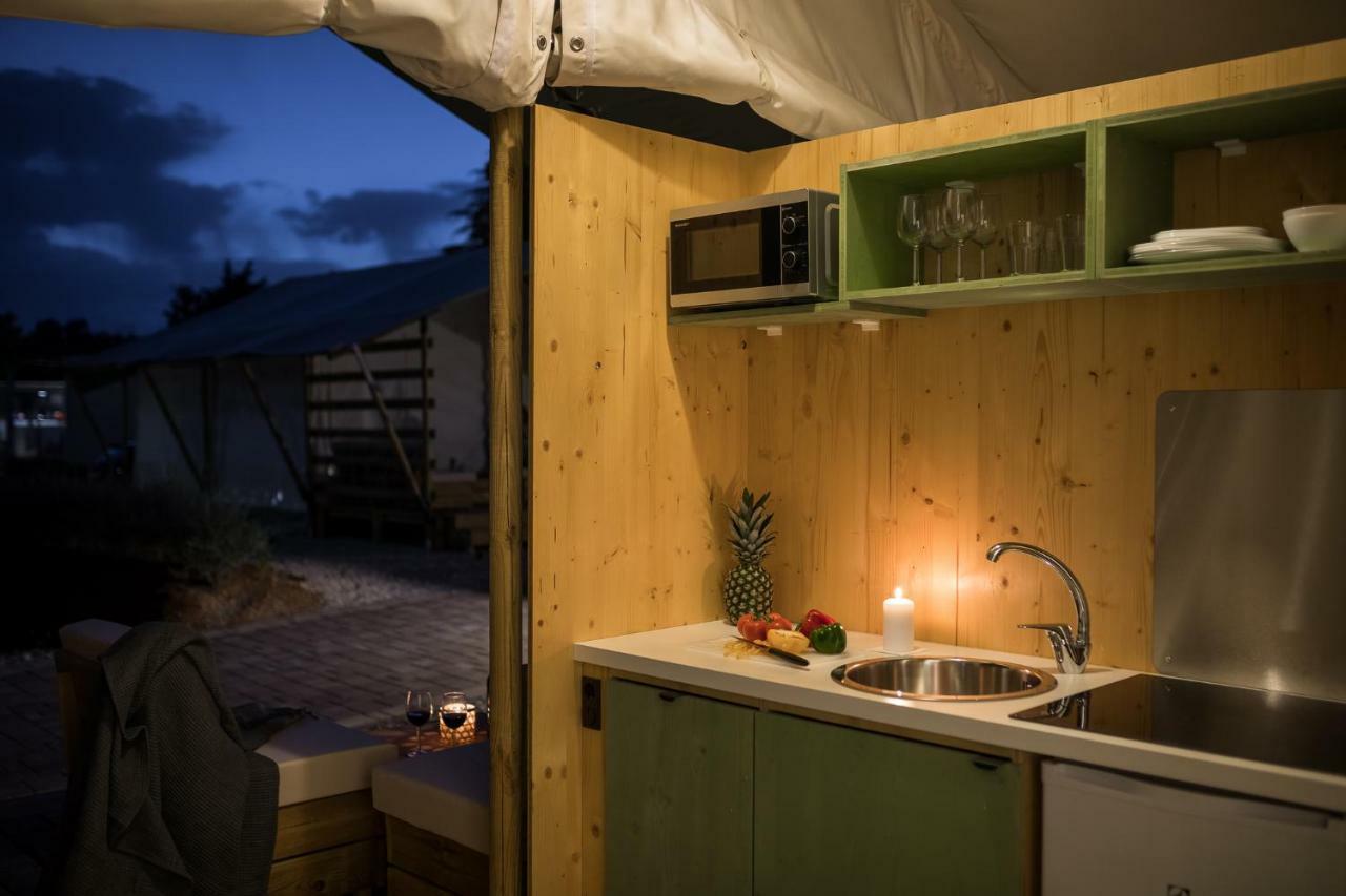 Family Three-Bedroom Tent Terrace