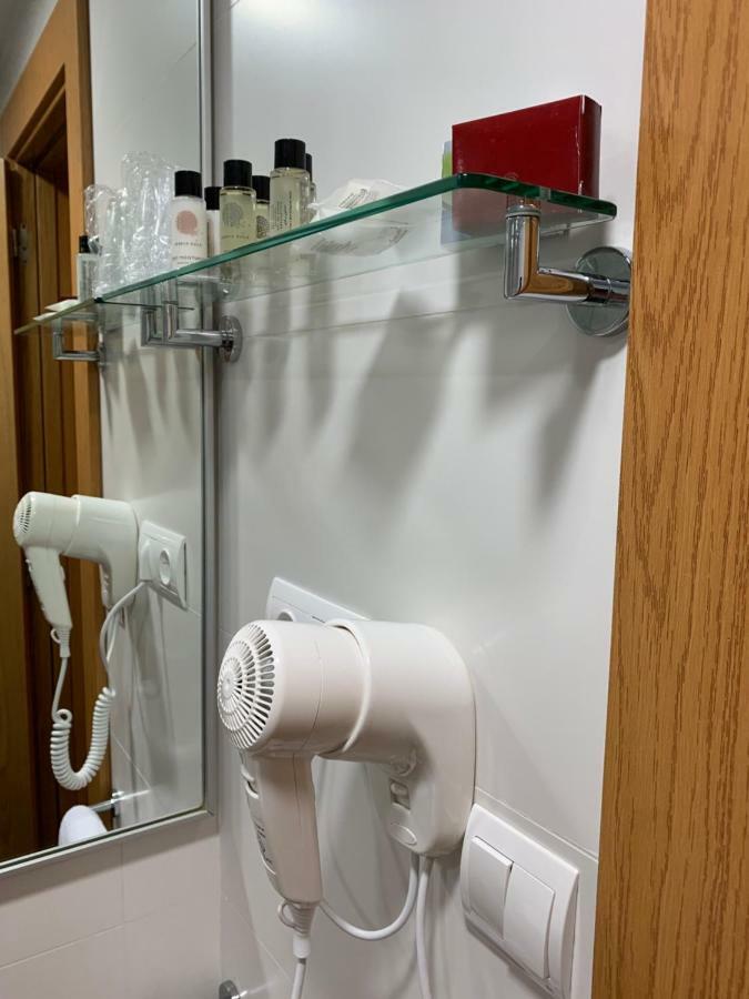 Single Room,1698849427:JPEG