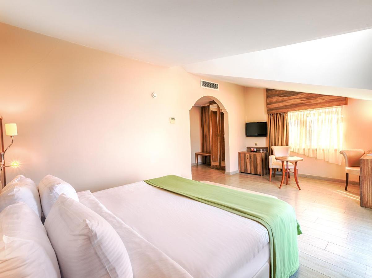 Deluxe Tweepersoonskamer met Balkon