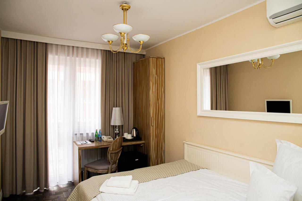 Single Room,1006919617:JPEG