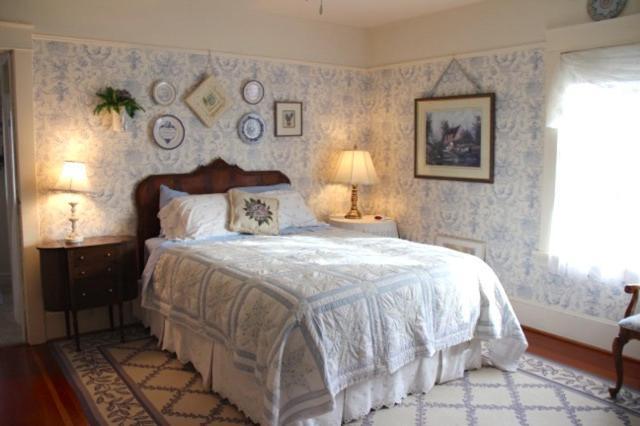 Queen Room,950047009:JPEG