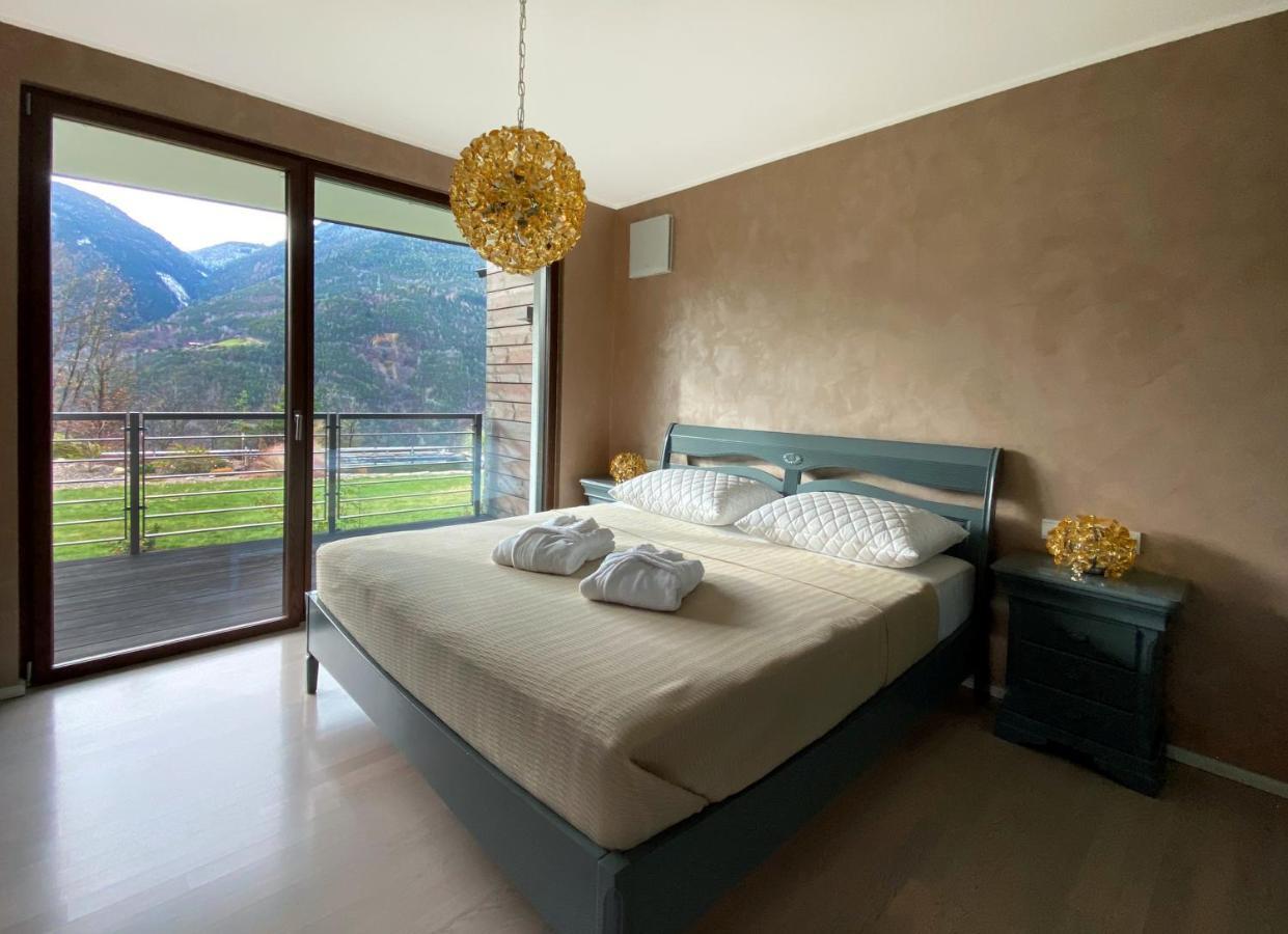 Apartment with Mountain View,962312413:JPEG