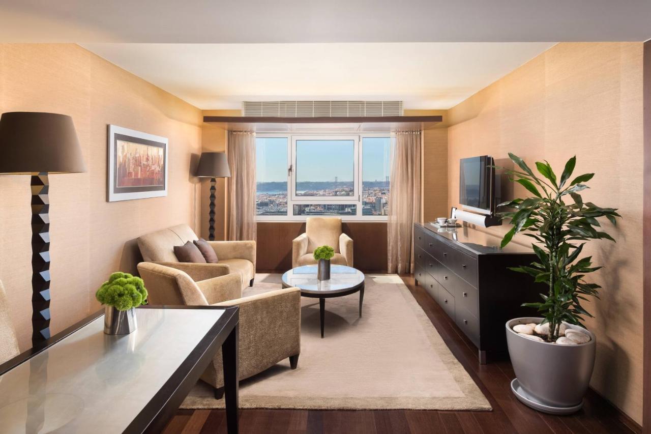 Executive Suite, Club lounge access, 2 Twin/Single Bed(s)