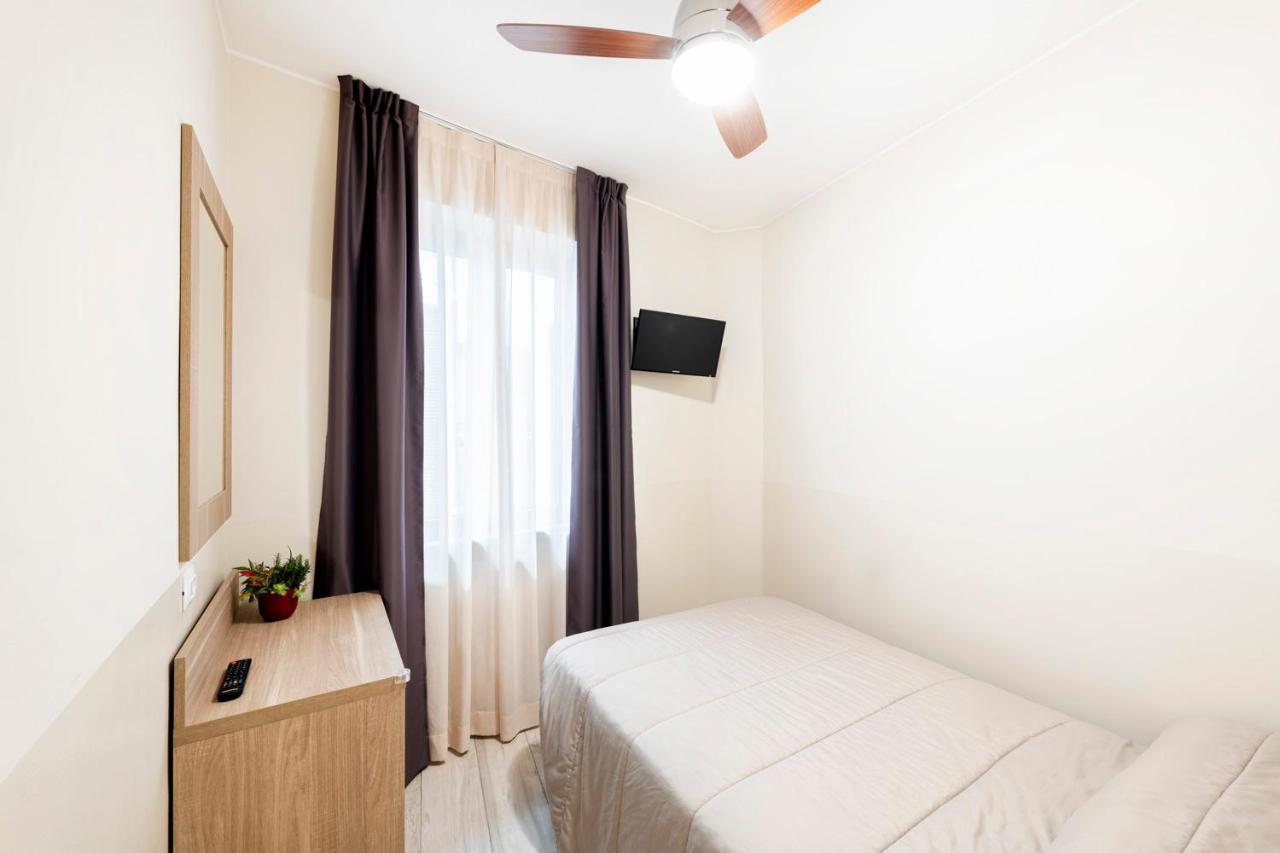 Single Room,969297427:JPEG