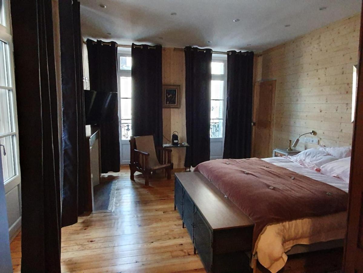 Superior King Suite