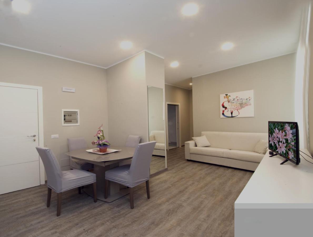 Suite with Balcony,997376454:JPEG