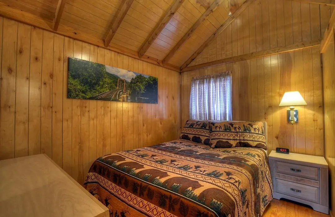 Riverbend Lodging-1