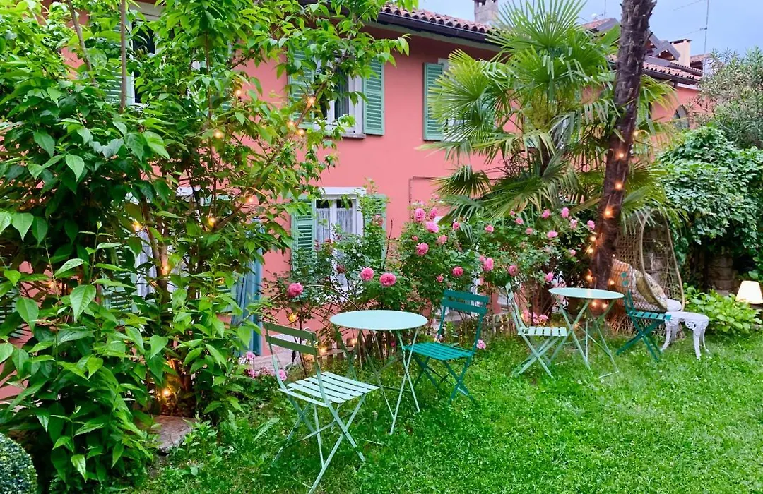 THE SECRET GARDEN ARONA VILLA in Piazza del Popolo 16 Historical Center-1