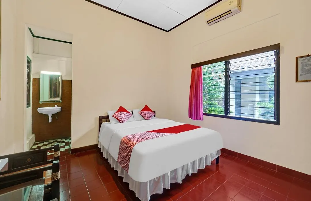 Oyo 90676 Oryza Hotel-1