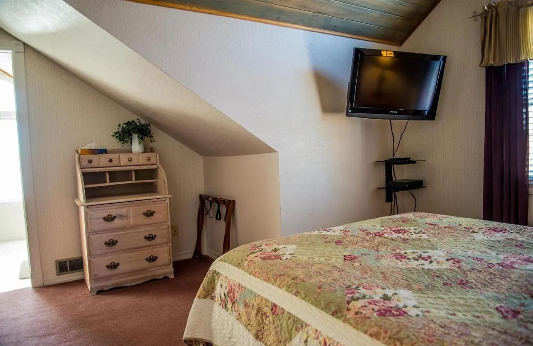 Grist Mill Inn-1