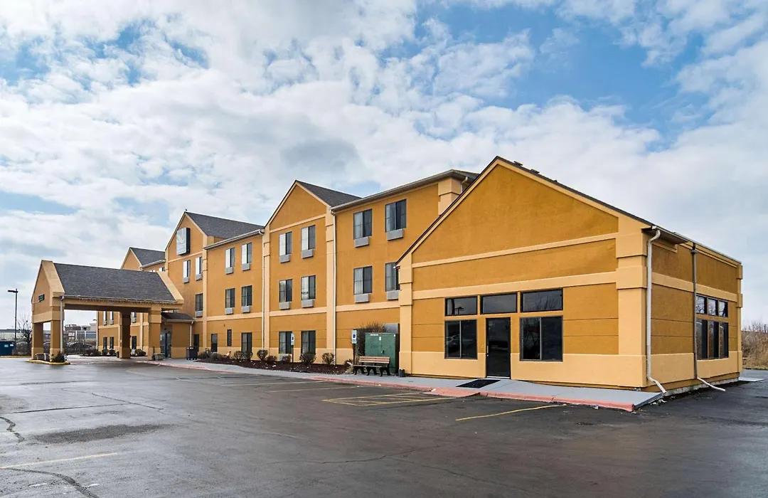 Quality Inn & Suites Harvey - Chicago Southland-1