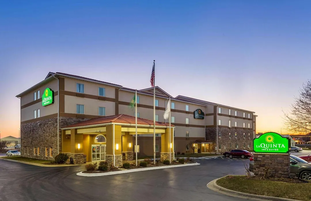 La Quinta By Wyndham Rockford-1