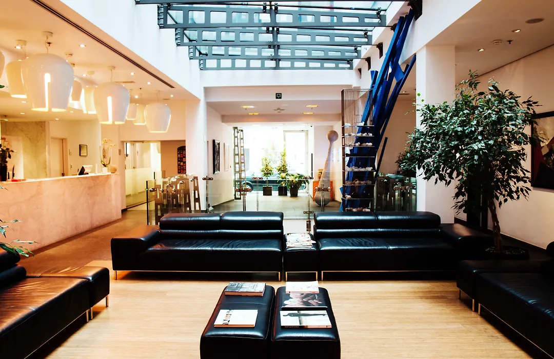 Hotel Aqua By Happyculture-1