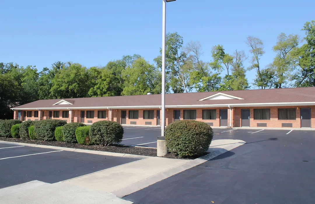 Best Western Shelbyville Inn And Suites Celebration Inn-1