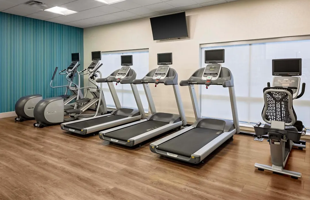 Holiday Inn Express & Suites - Madison By Ihg-1