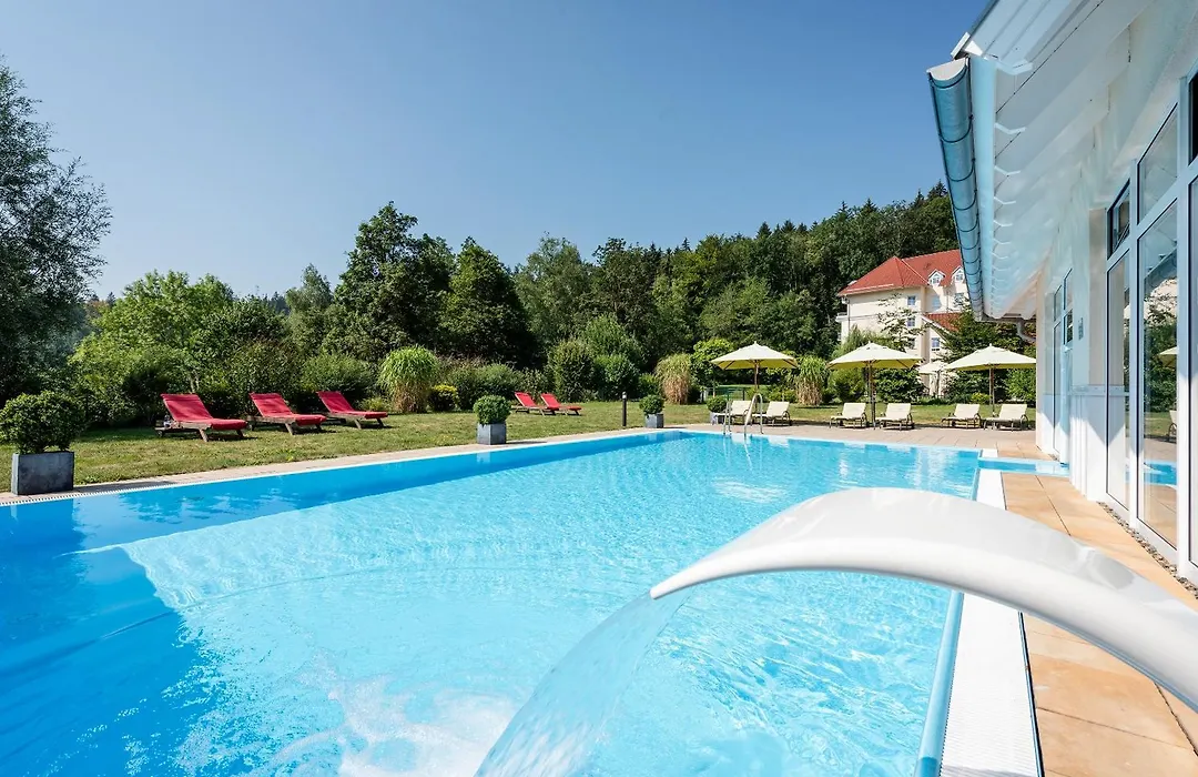 Best Western Plus Parkhotel Maximilian Ottobeuren-1