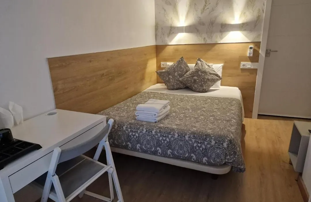 Hostal Esparteros-1