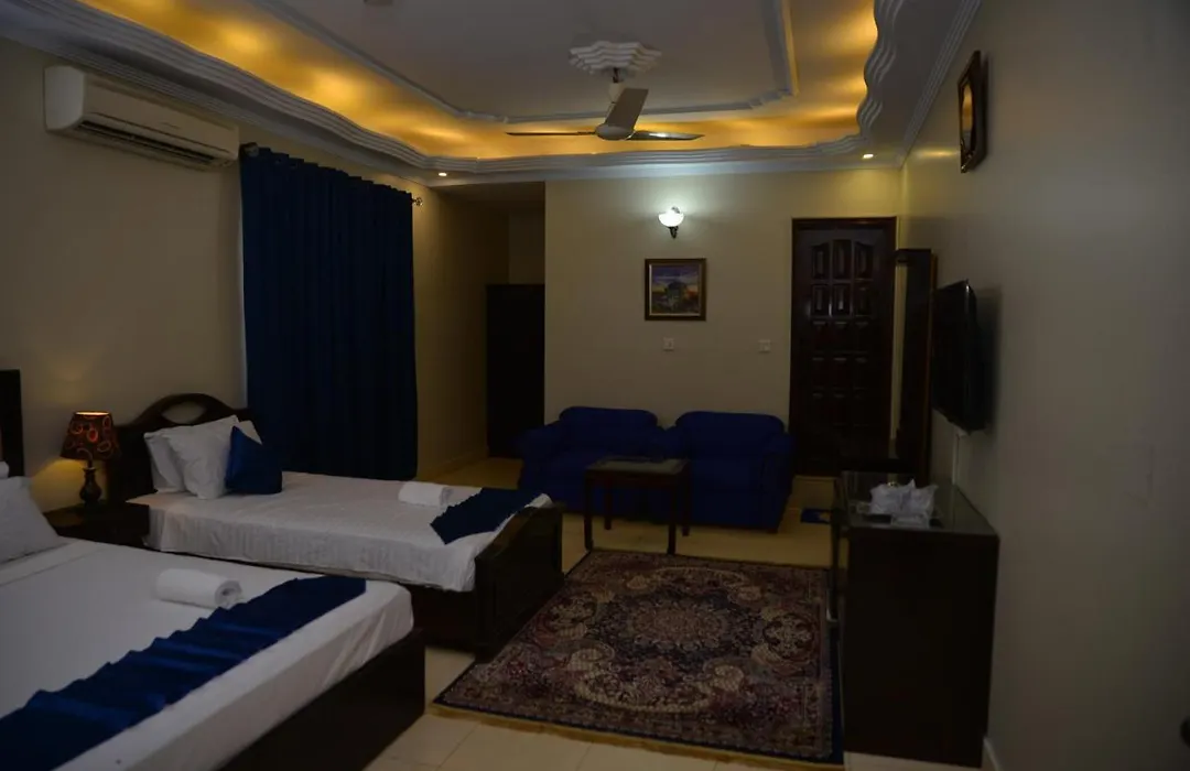 Diamond Lodge-1