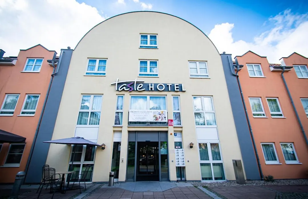 Taste Hotel Hockenheim-1