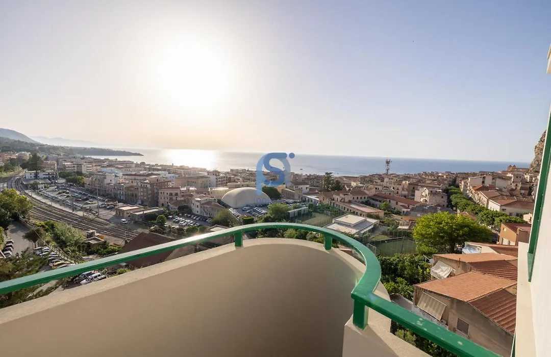 B&B Panorama - Self Check In-1