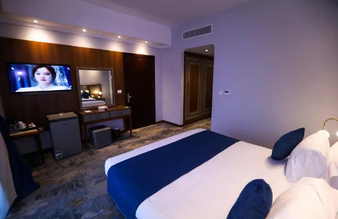 The Guard Hotel-1